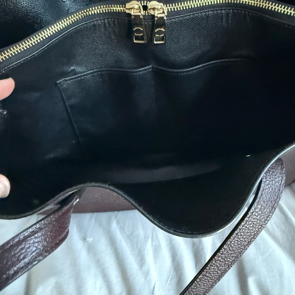 Coach Leather Tote wine color laptop compartment - Picture 8 of 9